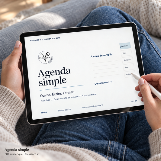Agenda simple — Planificateur PDF non daté — mise en situation du PDF numérique Puissance V sur tablette; appareil et accessoires non inclus.